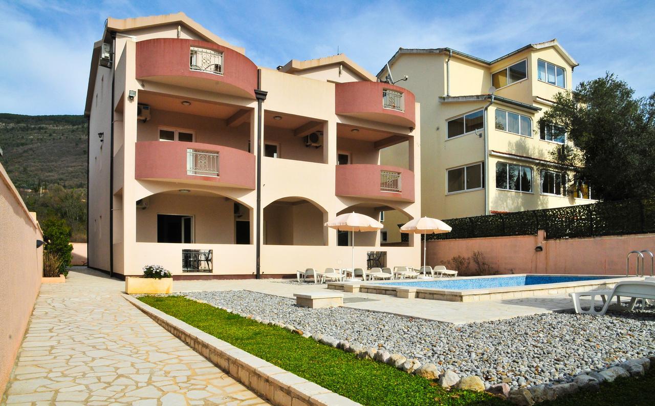 Apartmani Bulajic Tivat Extérieur photo