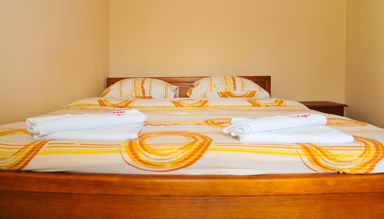 Apartmani Bulajic Tivat Extérieur photo