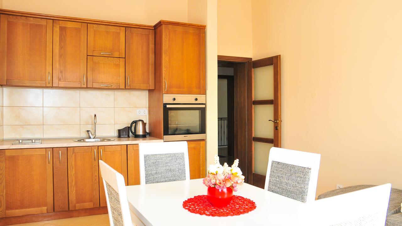 Apartmani Bulajic Tivat Extérieur photo