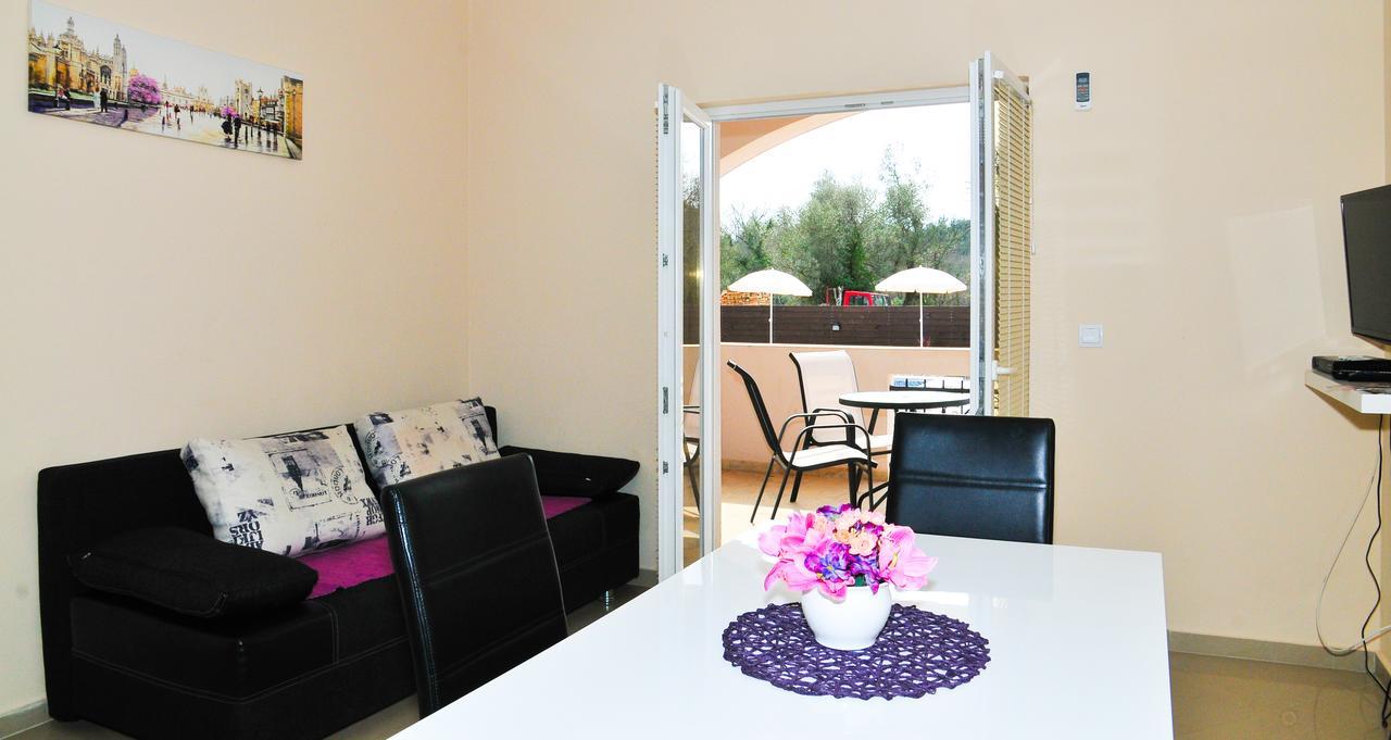 Apartmani Bulajic Tivat Extérieur photo